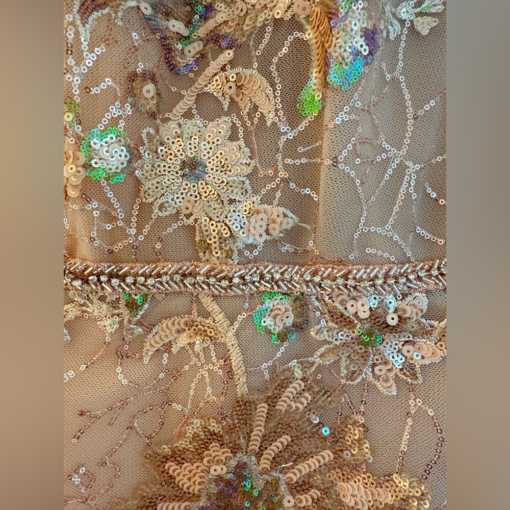 NWOT BRONX AND BANCO Violet Mini Dress in Gold Sequin - Picture 7 of 13